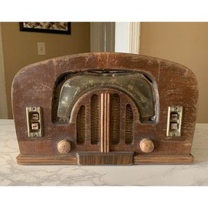 Rare Antique Archaeology  - Antique Zenith Console-tone Radio - American Pickers